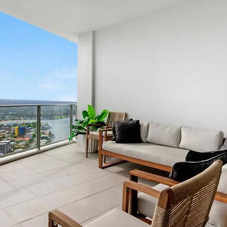 Circle On Cavill By Vaun Gold Coast Exterior foto