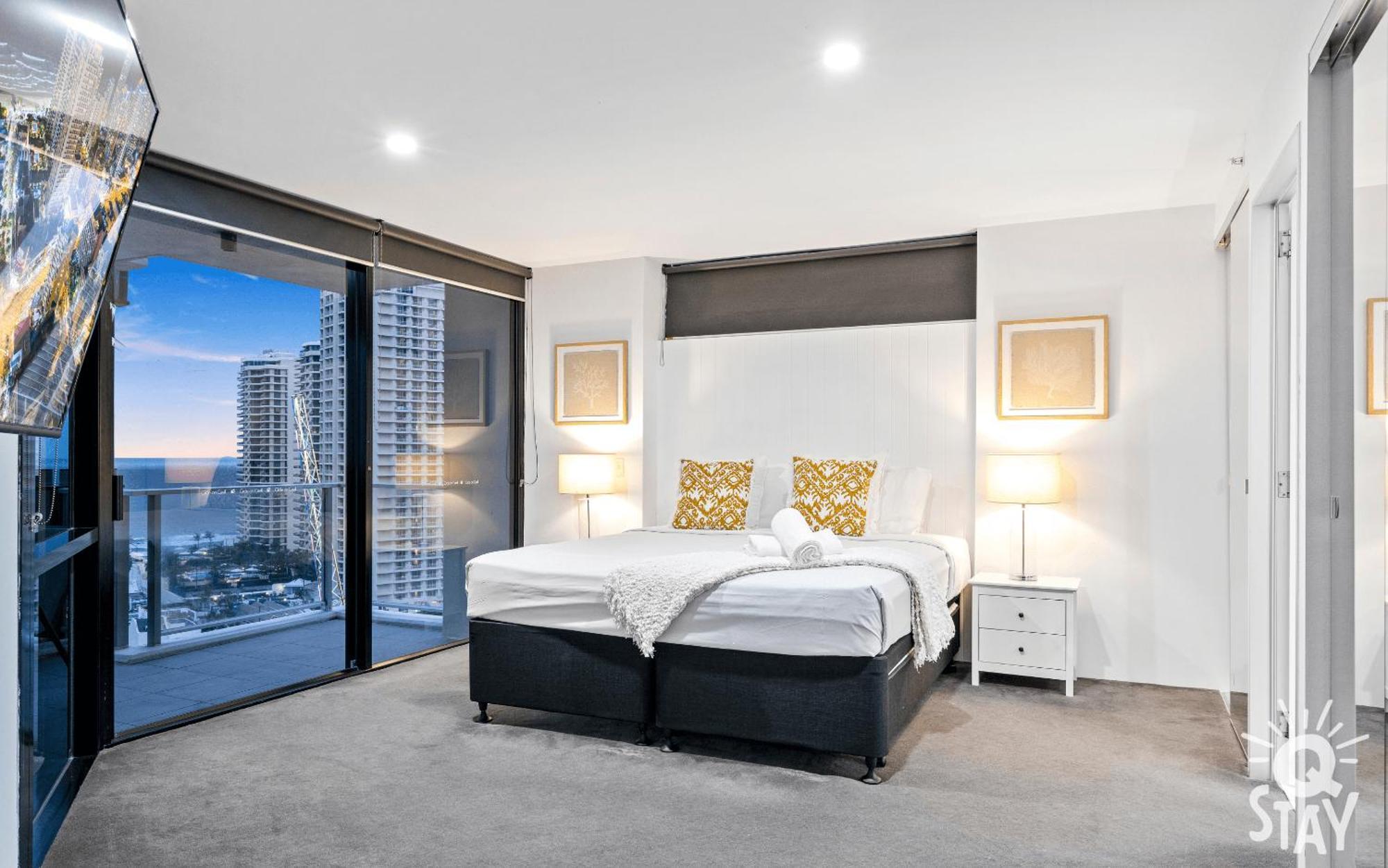 Circle On Cavill By Vaun Gold Coast Exterior foto