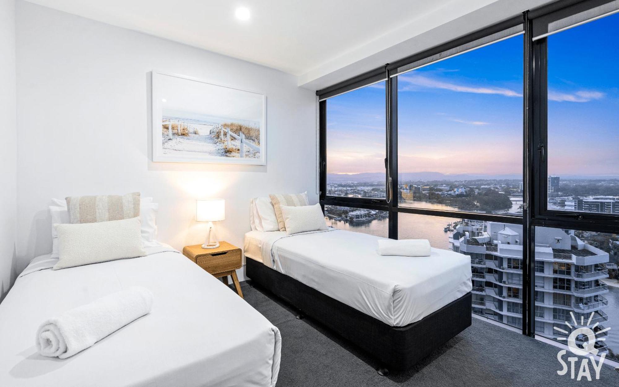 Circle On Cavill By Vaun Gold Coast Exterior foto