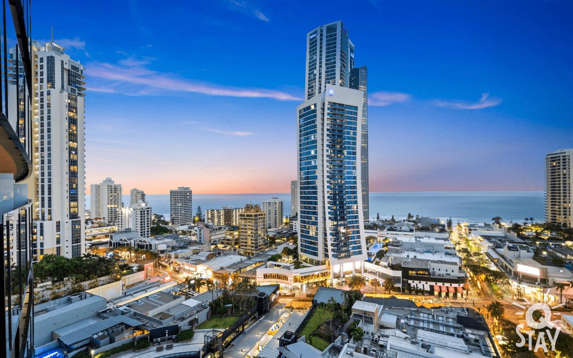Circle On Cavill By Vaun Gold Coast Exterior foto
